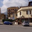 Maxi rapina ai danni di un’anziana in via Dogali, nella zona di Passo di Rigano. Travestiti da postini tre malviventi hanno bussato a casa di un’ottantenne e dopo essere entrati nell’abitazione l’hanno tramortita...