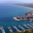 Manifestazione in mare per salvare il porto. Circa 100 imbarcazioni hanno risposto all’invito del comitato per il porto di Castellammare del Golfo, che questa mattina ha organizzato una provocatoria ma pacifica iniziativa per...